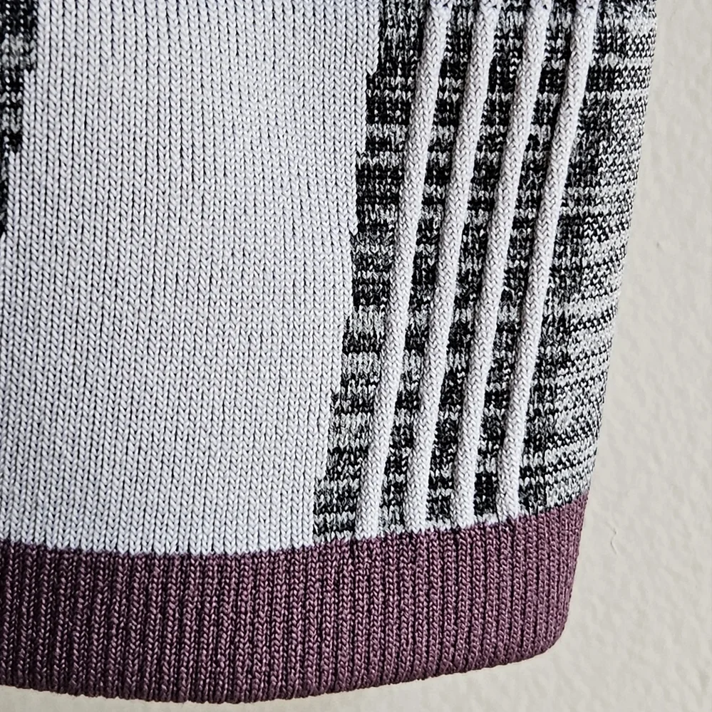 Athleta Impact Crop Top in Women's M - Picture 11 of 15